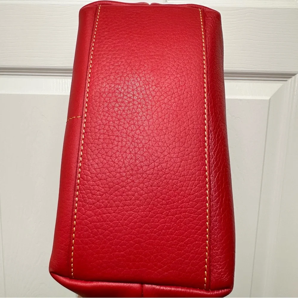 Dooney & Bourke Medium Shoulder Bag Mulberry Red Leather - Picture 15 of 17